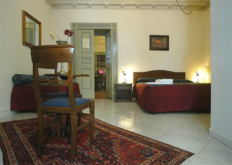 B&B Miseria E Nobilta' Napoli Bagian luar foto
